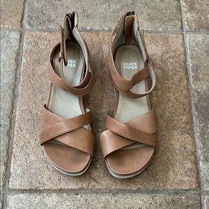 Eileen Fisher Women's Tan Sandals